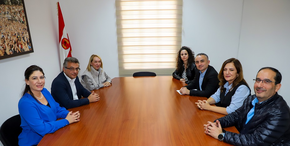 CTP Genel Başkanı Erhürman, KTTB yönetimini kabul etti