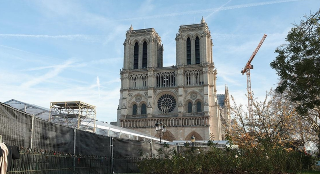 Notre Dame Katedrali 5 yıl önceki yangının ardından kapılarını ziyarete açıyor