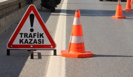 Çamlıbel-Girne ana yolunda zincirleme kaza: 1 kişi yaralandı