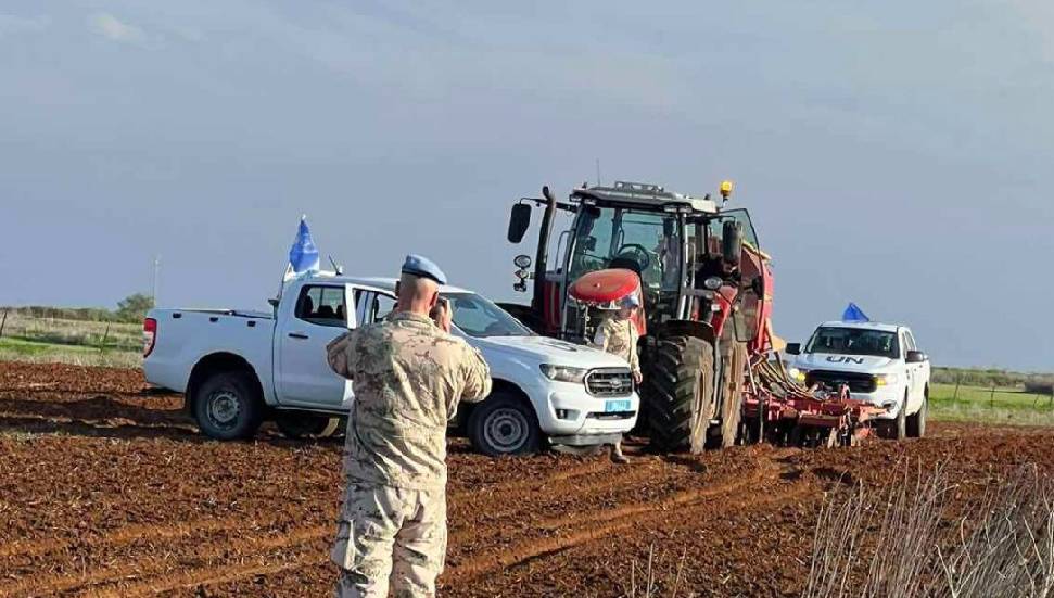 Rum çiftçiler ile BM askerleri arasında gerginlik: Bir asker yaralandı, 3 araç hasara uğratıldı