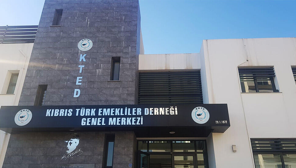 Kıbrıs Türk Emekliler Derneği: Çalışanlarla birlikte, emeklilerin maaşlarında kayıplara sebep olacak değişikliğe karşıyız
