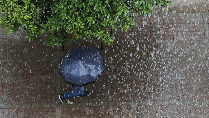 Cumartesi günü hava yağmurlu