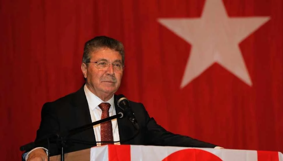 Üstel: “Muhtarlarımızı yalnız bırakmadık, onlar için de yatırım yaptık”