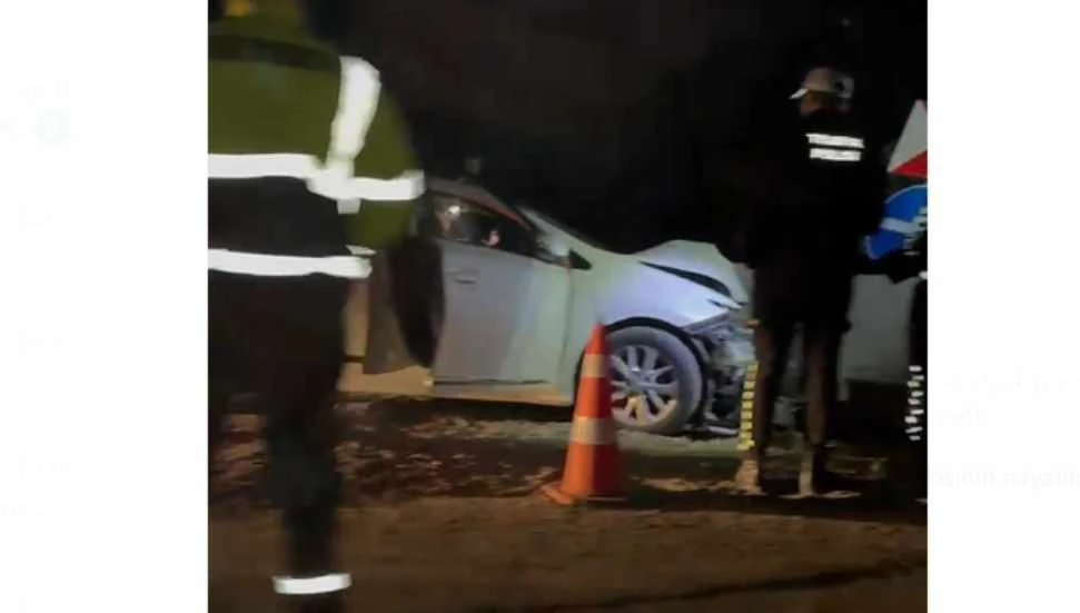 Yonca kavşağında trafik kazası!