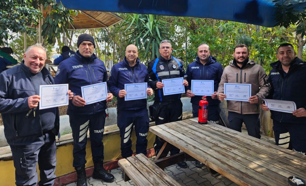 Lefkoşa Türk Belediyesi Acil Müdahale Ekibi yangın eğitimini tamamladı