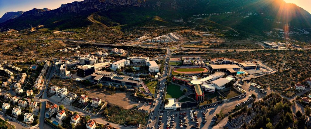 GAÜ’de “14 Mart Tıp Bayramı ve Beyaz Önlük Giyme” töreni yarın