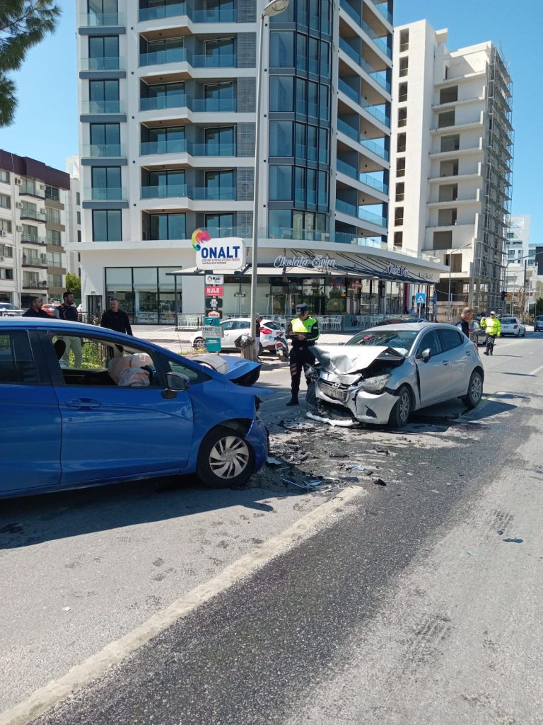 Girne’de trafik kazası…
