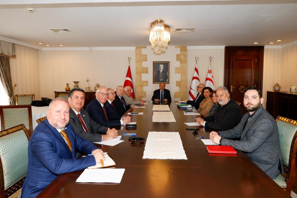 Cumhurbaşkanı Ersin Tatar Cenevre’de yapılan Kıbrıs zirvesiyle ilgili istişare toplantısı düzenlendi