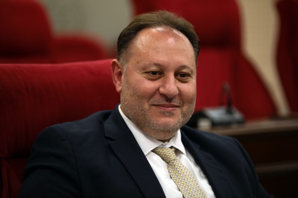 Öztürkler, 27 Mart Dünya Tiyatrolar Günü dolayısıyla mesaj yayımladı