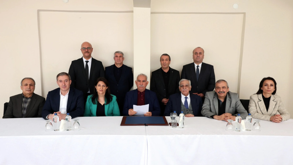 PKK’den Öcalan’ın çağrısına yanıt: Ateşkes ilan ediyoruz