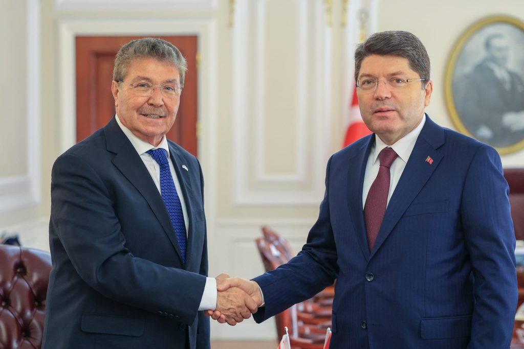 Başbakan Ünal Üstel’den Türkiye Adalet Bakanlığı’na nezaket ziyareti…