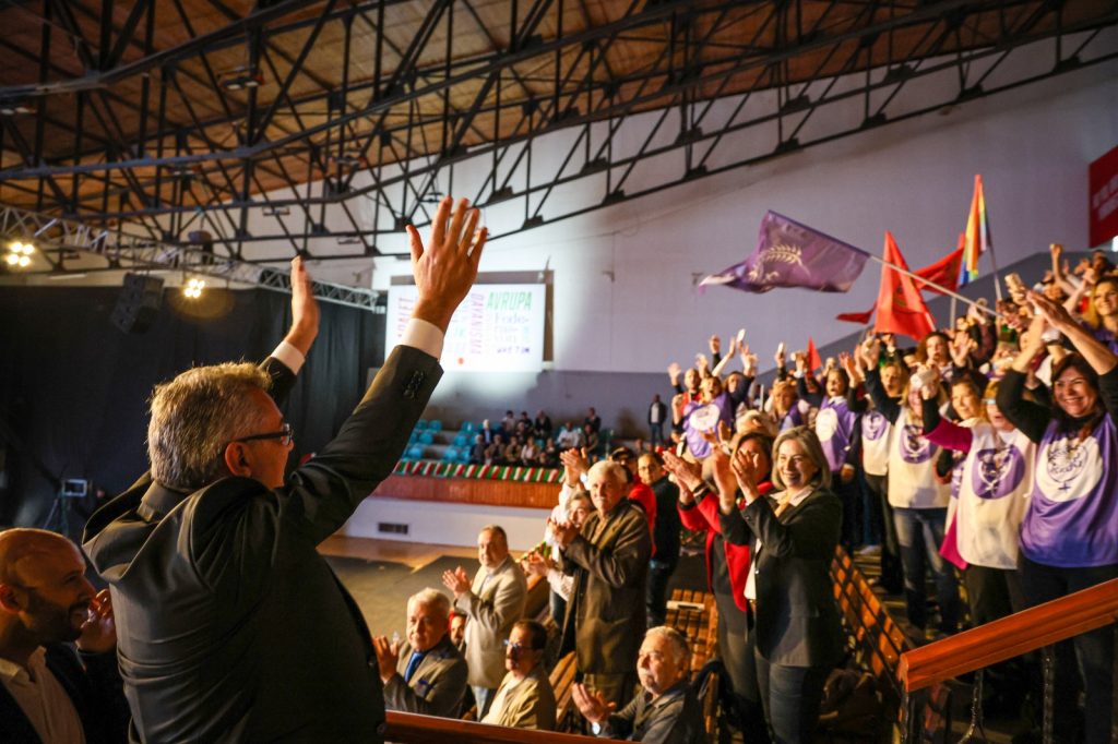 CTP 29. Olağan Kurultayı Erhürman’ın genel başkanlığını ve cumhurbaşkanı adaylığını onayladı