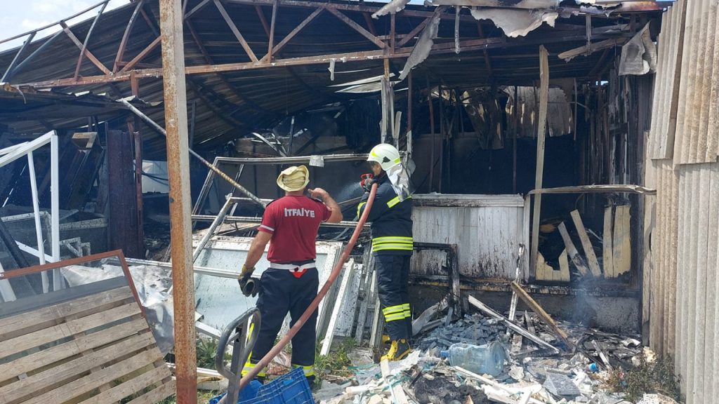 Müstaş mermer atölyesinde yangın…Yangın kontrol altına alındı