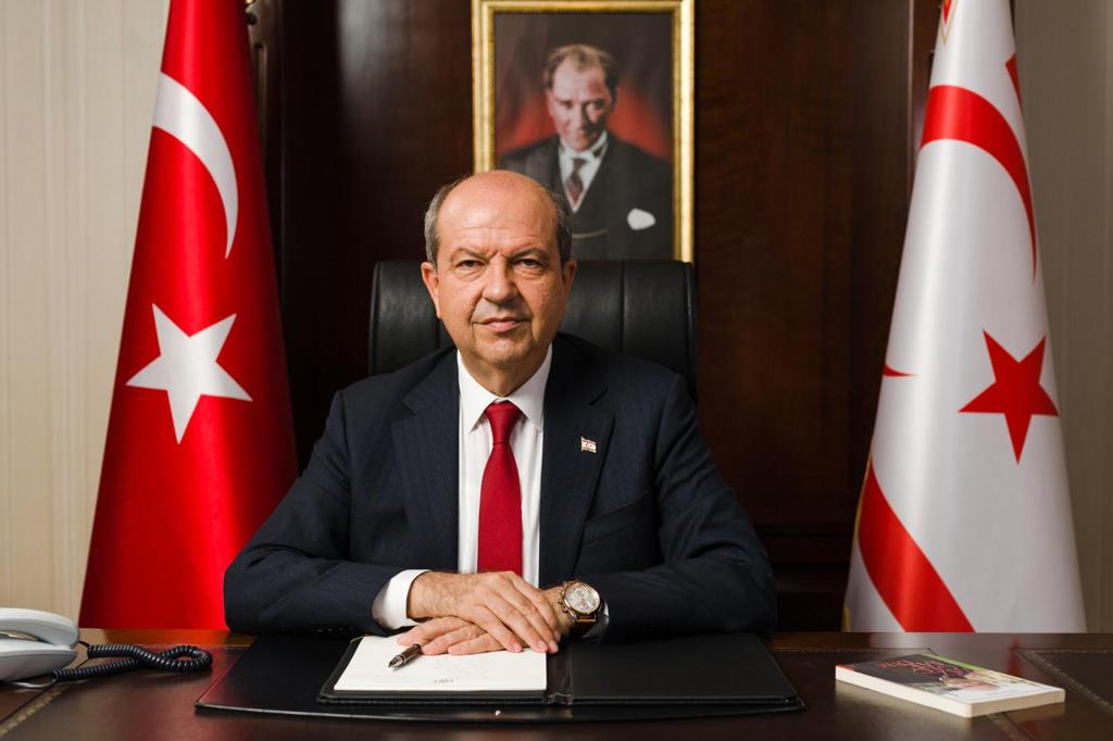 Cumhurbaşkanı Tatar: “Demokrasi çerçevesinde herkesin inancına saygı duyulmalı”