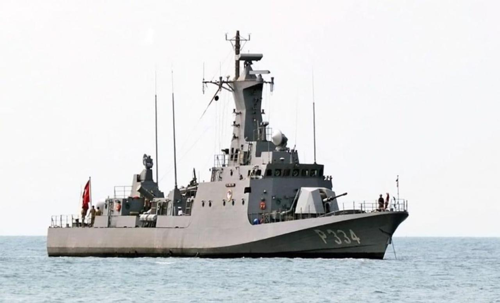 TCG Meltem Hücumbotu ve Burakreis Denizaltısı halkın ziyaretine açılıyor