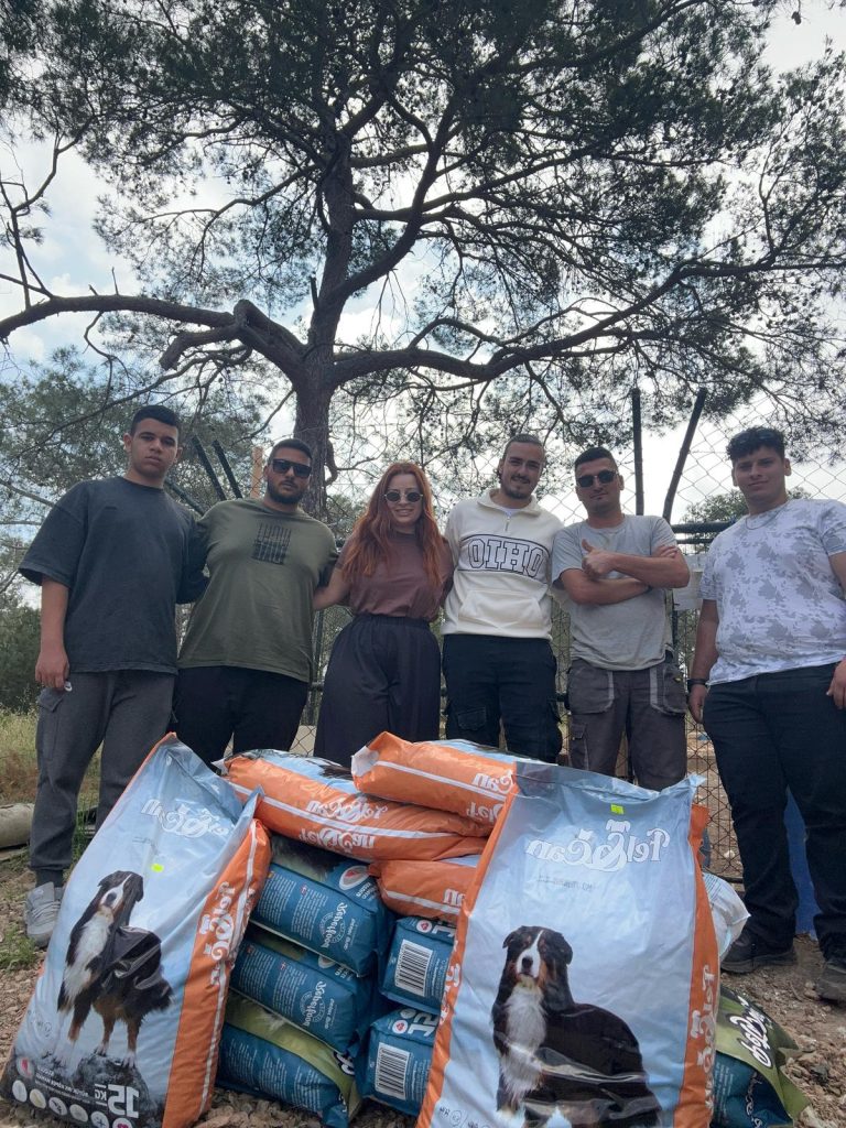 CTP Gençlik Örgütü Girne İlçesi’nden barınaklara mama desteği
