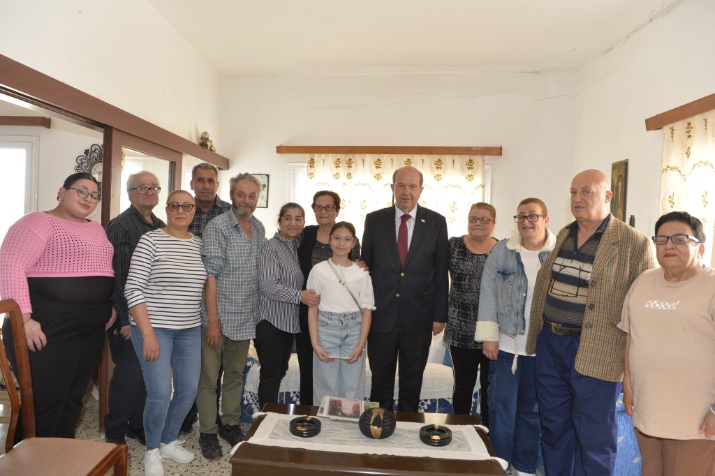 Cumhurbaşkanı Tatar TMT Mücahidi, TBK Gazisi ve şehit yakınlarını ziyaret etti