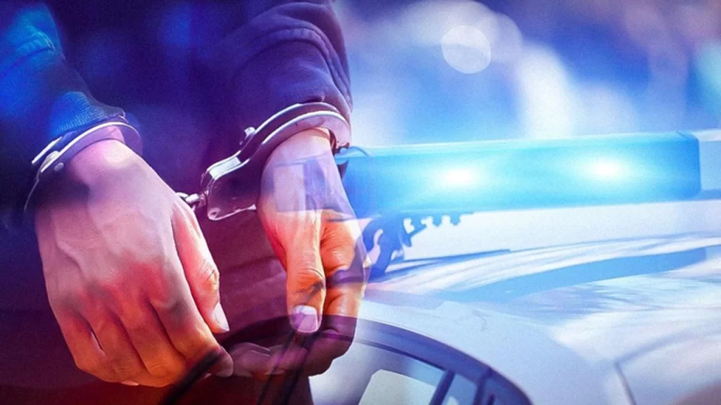 Kalacak yerleri ve paraları olmadığı tespit edilen 5 kişi tutuklandı