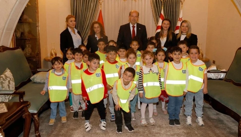 Cumhurbaşkanı Tatar, Bilgi Durağı Etüd Merkezi’ni kabul etti