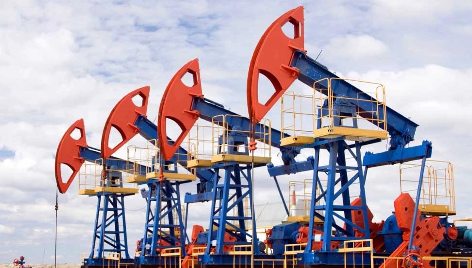Petrolde yatay seyir devam ediyor