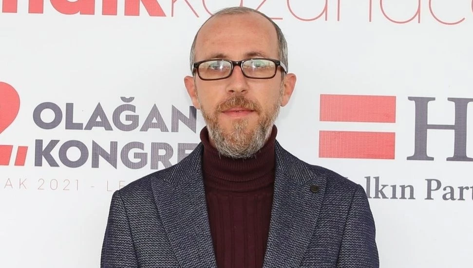 “Din üzerinden yapılan uygulamalar çağdaş eğitimle bağdaşmıyor”