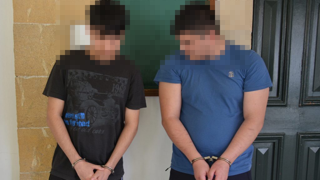 Sahte Belgeler, Çalıntı Kartlar ve İkamet İhlali: Zanlılar Mahkemede!