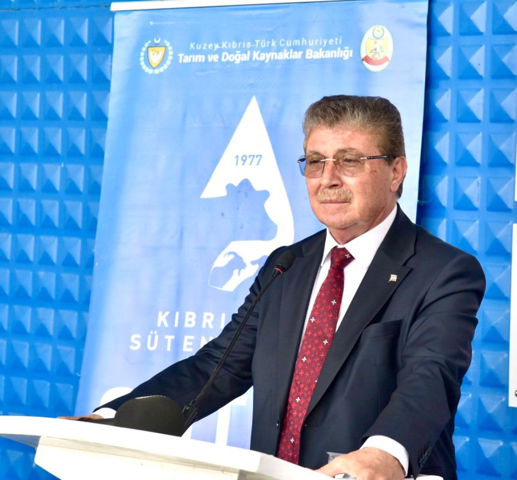 Başbakan Vadili’de konuştu: “Kıbrıs Türk toplumu üretimden koparılamayacak…Unutuyorlar, bizim yanımızda Türkiye Cumhuriyeti var”