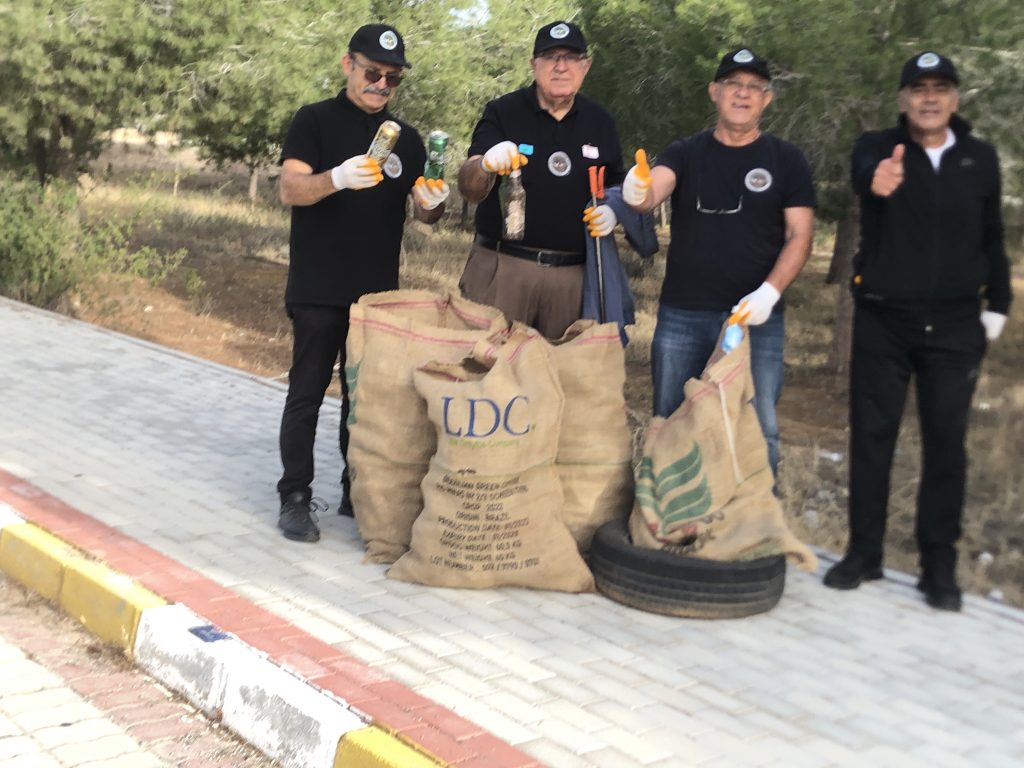 Her Daim Doğa Dostları ile Toplumsal Varoluş Derneği geri dönüşümlü orman temizliği yaptı