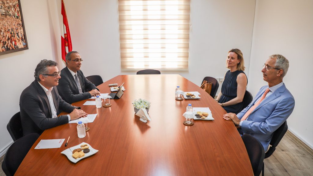 Erhürman, Hollanda’nın Lefkoşa Büyükelçisi Plomp’u kabul etti