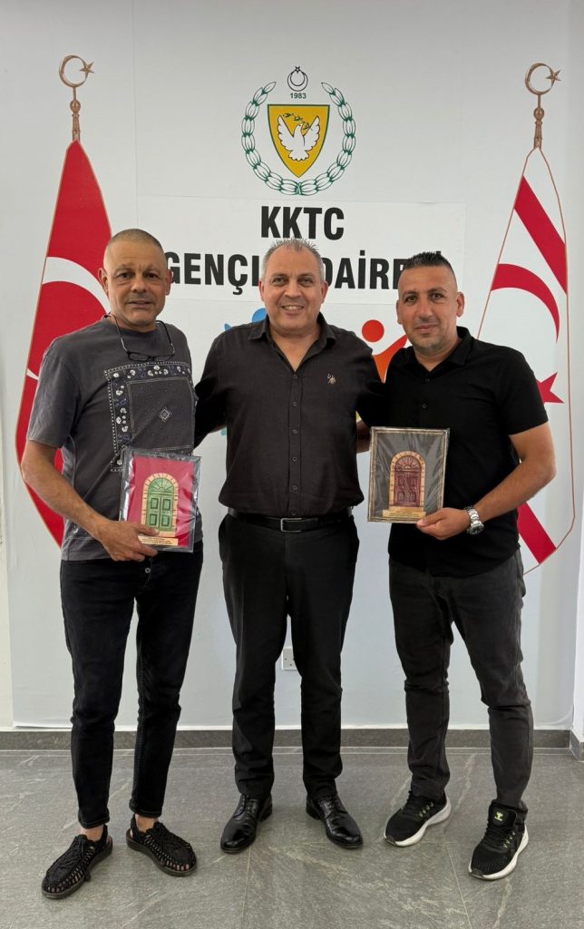 Gençlik Dairesi’nin “Gelecek Bensem Umut Benim” seminerleri sona erdi