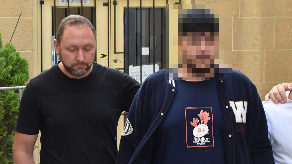 Zehir Kalkanı Operasyonu: Süpermarket Otoparkında Uyuşturucuya Suçüstü!