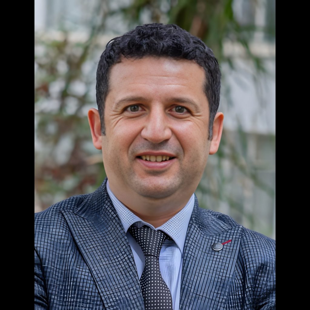 DAÜ Fizik ve Kimya Bölümleri Başkanı Prof. Dr. İzzet Sakallı’ya Kanada’dan üçüncü kez “Üstün Hakem” ödülü…