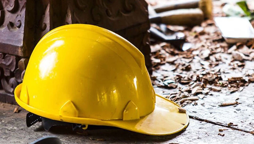 Girne’de iş kazası: 53 yaşındaki işçi yaralandı