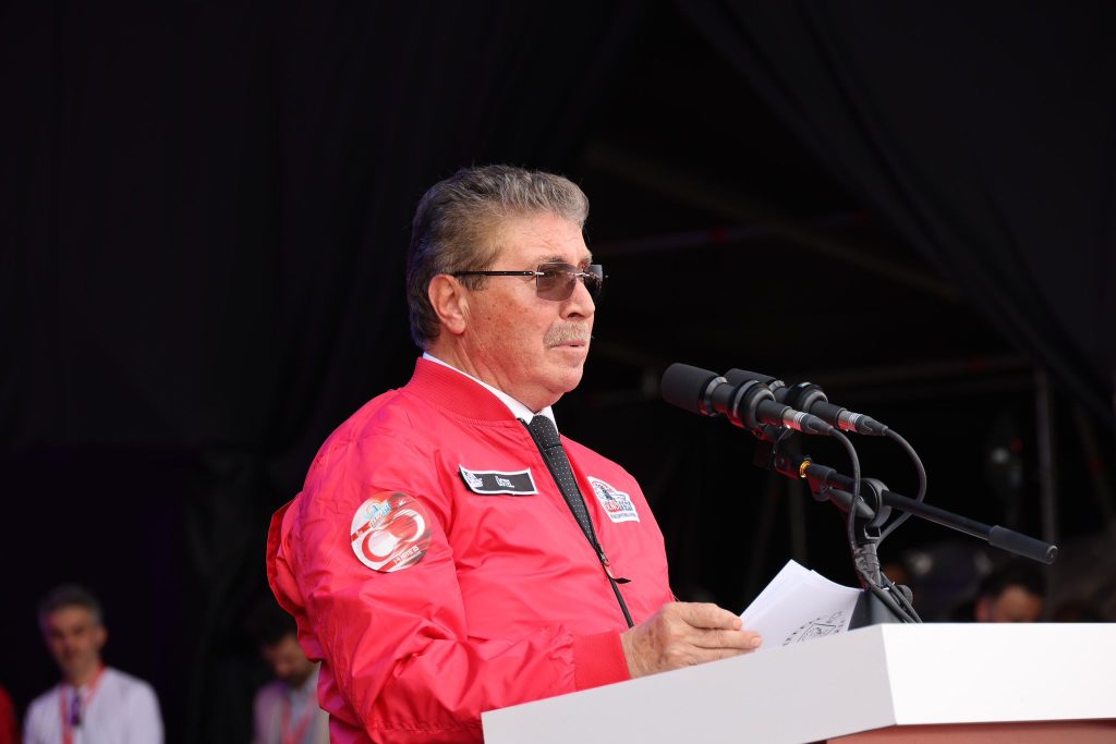 Başbakan Üstel, TEKNOFEST KKTC’de gençlere seslendi: “Asla vazgeçmeyin, bilgiye ve bilime sarılın”