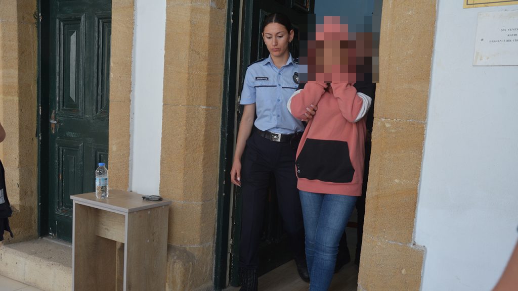 211 Gündür Kaçak, Şimdi Hırsızlık Zanlısı