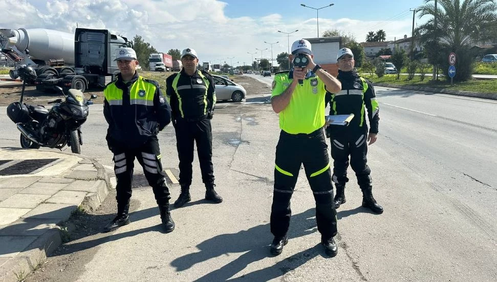 Hafta sonu dört bölgede eş zamanlı trafik denetimleri: 116 araç trafikten men edildi!