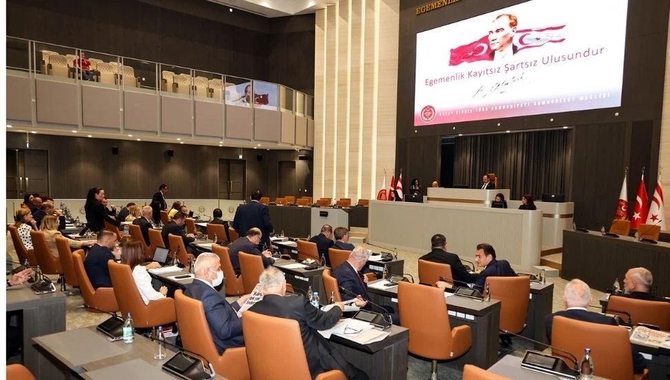 Meclis’te bazı yasa tasarısı ve öneriler için ivedilik alındı