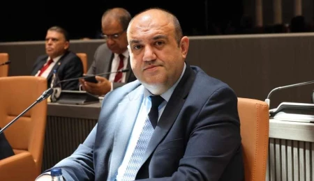 Devrim Barçın: Dinçyürek Sağlık Bakanlığı’nın itibarını hiçe sayıyor