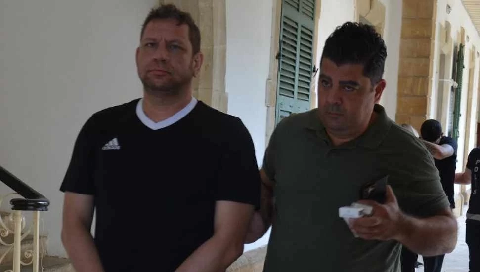 Polisi Darp Edip Hakaret Eden Sanığın Cezası 3 Günde Kesildi