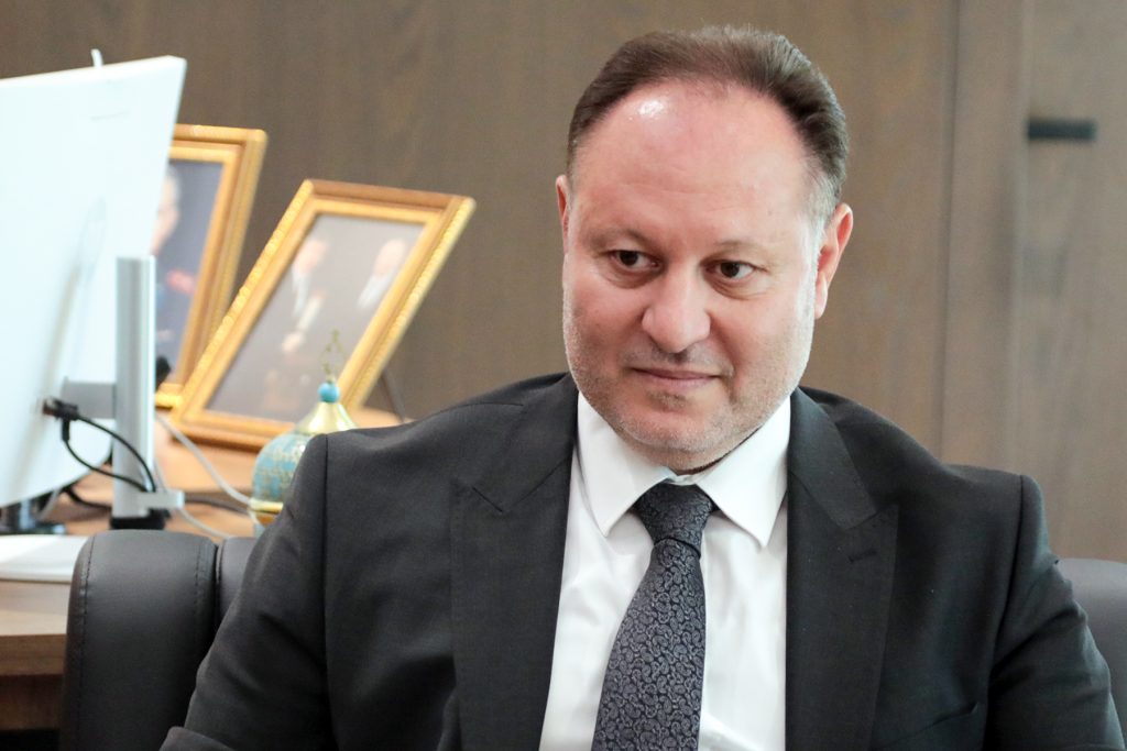 Ziya Öztürkler: “PKK’nın kendini feshetme ve silah bırakma kararını memnuniyetle karşılamaktayım”