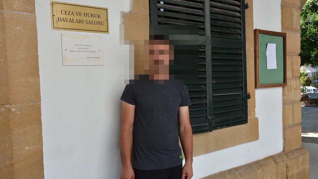 Giriş-Çıkış Belgesi Almaya Gitti, 202 Günlük Kaçak İkamet Ortaya Çıktı