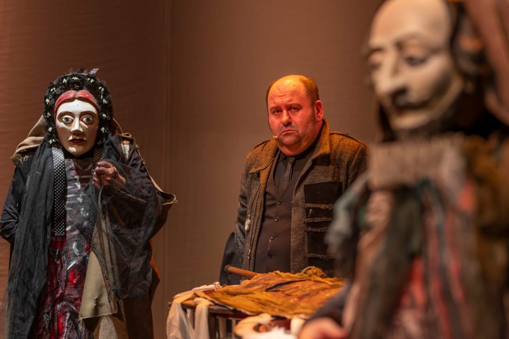 8. Mesarya Tiyatro Şöleni kapsamında “Maskbeth” oyunu gösterilecek