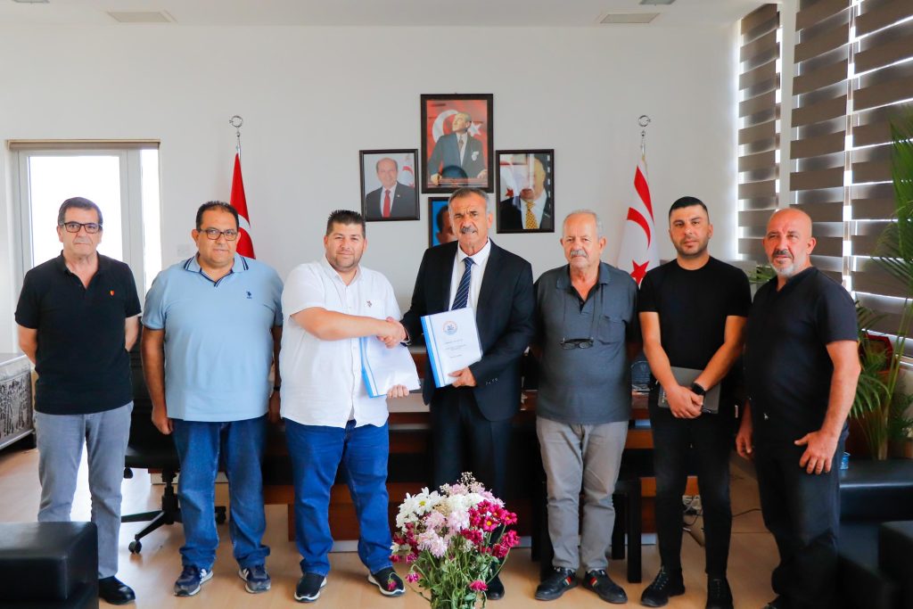 Gazimağusa 1. Etap Asfalt Yenileme Projesi için sözleşme imzalandı