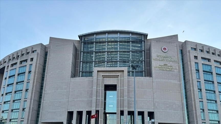 Ekrem İmamoğlu’na cumhuriyet savcılarına hakaretten dava…