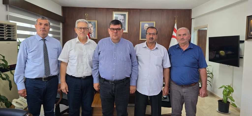 Berova, Narenciye İhracatçı Birlikleri Başkanı Ahmet Hastürk ve beraberindeki heyeti kabul etti