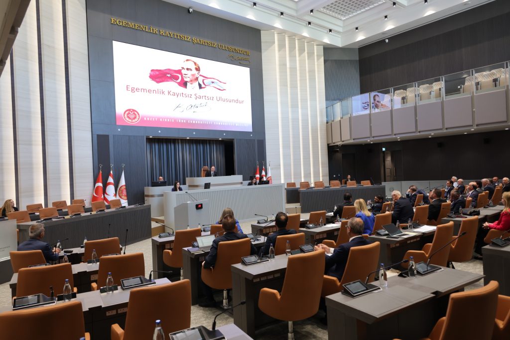 Meclis yarın toplanacak… Genel kurulun gündeminde 7 yasa tasarısı var