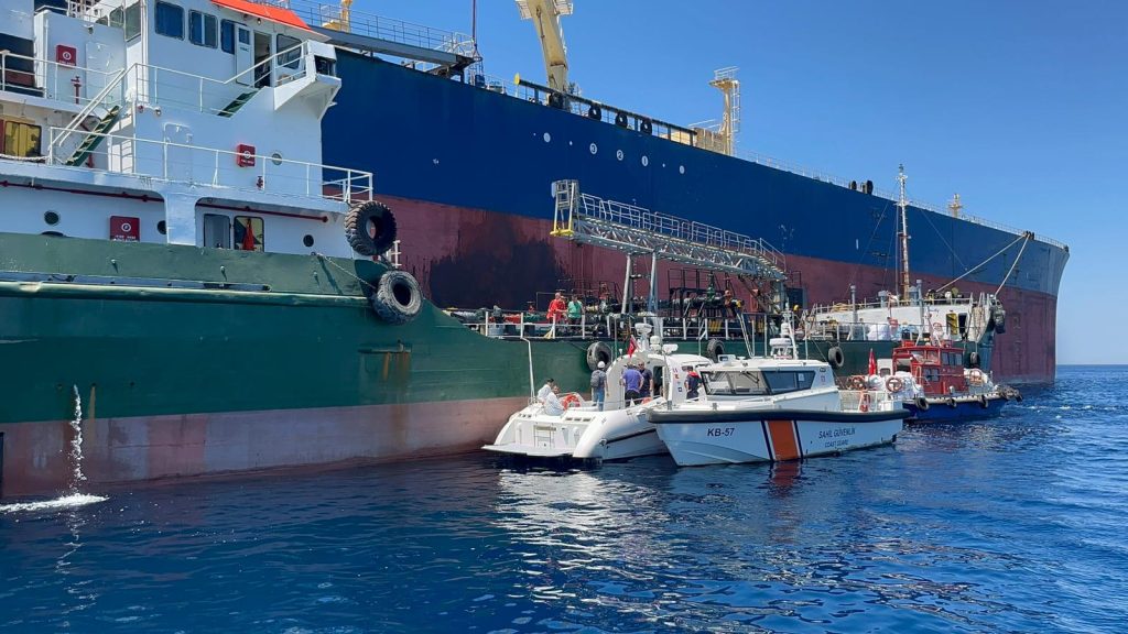 Çanakkale’de denizi kirleten gemiye 8 milyon 281 bin lira ceza kesildi