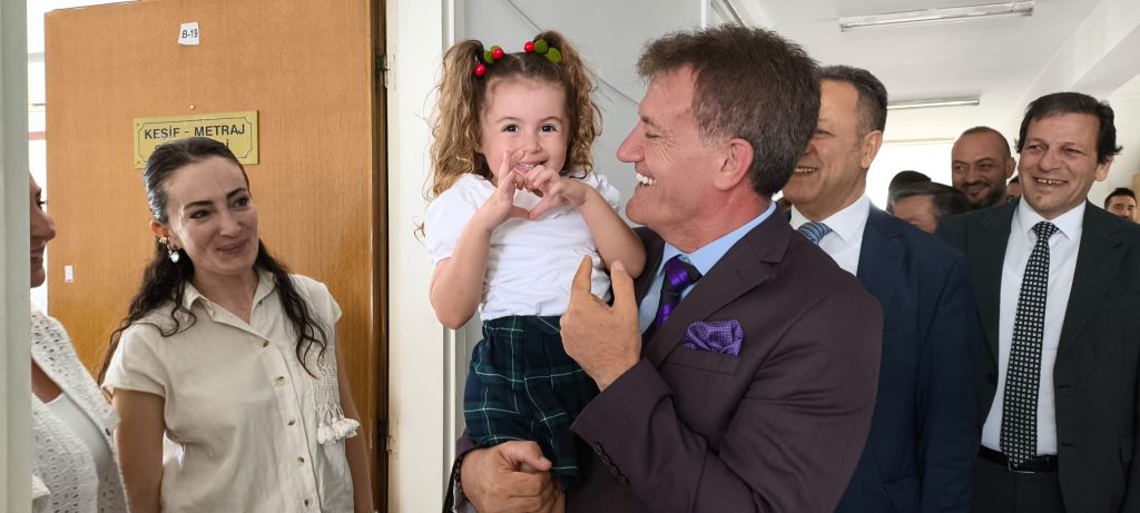 Arıklı, personeliyle bayramlaştı