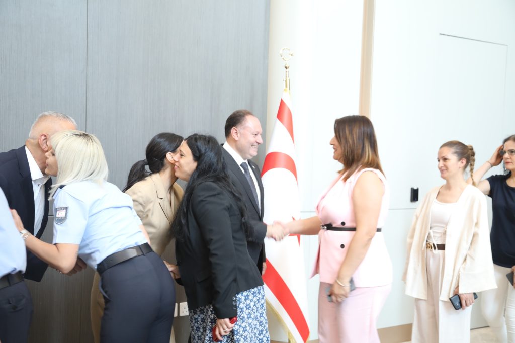 Meclis’te bayramlaşma