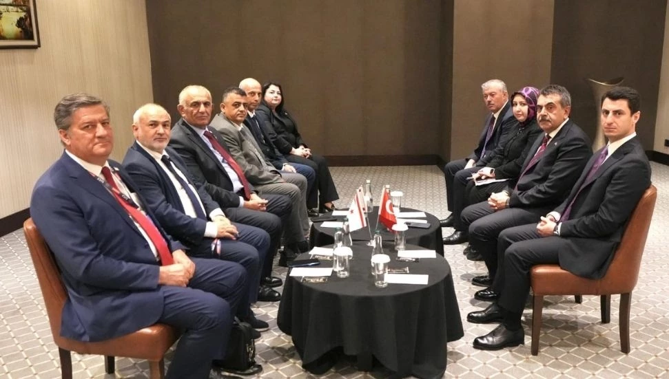 “Okullarımızda internet altyapısını yüzde yüz oranında tamamlamış bulunmaktayız”